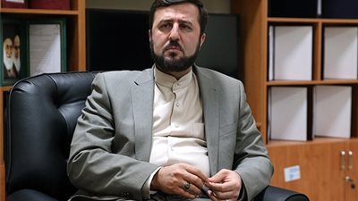 إيران ترد على ترامب: لا نخصب اليورانيوم 