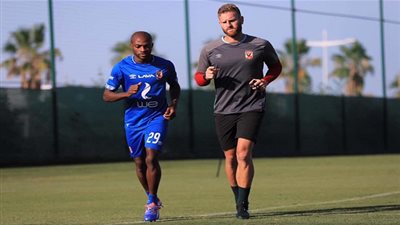 جيرالدو ينتظم في مران الأهلي بمعسكر إسبانيا