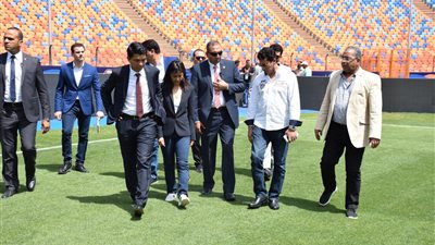 رئيس مدغشقر يبدى إعجابه باستاد القاهرة: يستحق استضافة أكبر الأحداث 