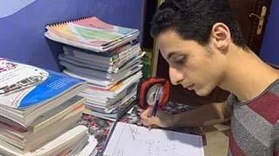 ابن المنوفية الأول على الجمهورية: نفسي أتعلم الهندسة في أوروبا وأرجع أفيد مصر