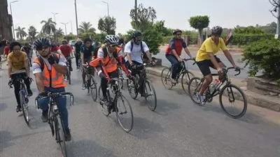 بمشاركة 150 متسابقًا.. تعليم البحر الأحمر ينظم ماراثون للدراجات الهوائية 