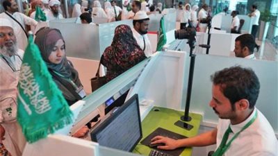 وصول 54.453 حاجاً وحاجة إلى جدة والمدينة ضمن 