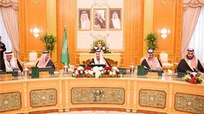 الوزراء السعودي يقرر رسميا رفع الحظر عن تنقل المعتمرين داخل المملكة