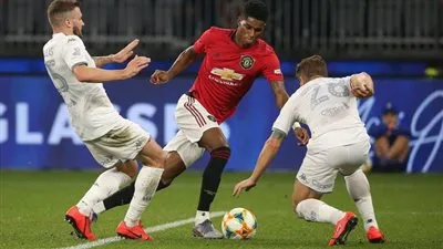 راشفورد: علي التحسن بدنيًا.. وجرينوود هداف بالفطرة