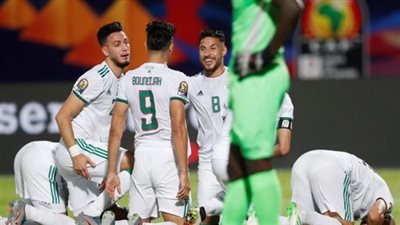 الزمالك يزاحم الأهلي على صفقة نجم منتخب الجزائر