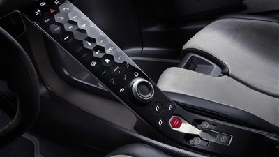 تعرف على مواصفات سيارة لوتس Evija الكهربائية الجديدة