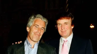 بعد فضيحته مع أحد تجار البشر..6 فضائح حاصرت 