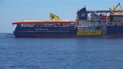 قبطانة سفينة الإغاثة الألمانية تناشد بضرورة حل مسألة توزيع اللاجئين