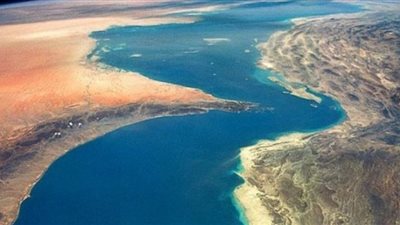 بعد العبث الإيراني.. ماذا تعرف عن مضيق هرمز؟