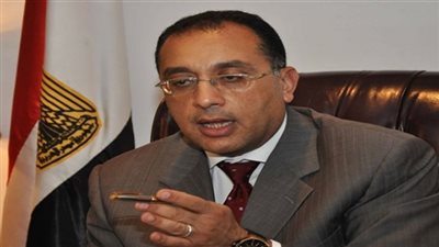 رئيس الوزراء يُتابع تنفيذ الإزالات بسور مجرى العيون 