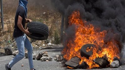 القوات الإسرائيلية تهدم المنازل الفلسطينية في القدس الشرقية