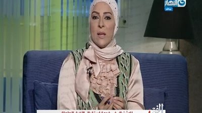 دعاء فاروق تلجأ لطبيب نفسي بسبب ما فعله ابنها .. شاهد ماذا فعل؟! (فيديو)