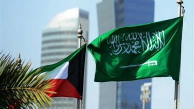 تطور قضية إنتاج النفط بين المملكة والكويت في المنطقة 