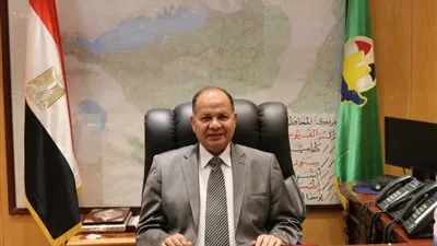 محافظ الفيوم يناقش اللائحة التنفيذية لقانون التصالح فى مخالفات البناء 