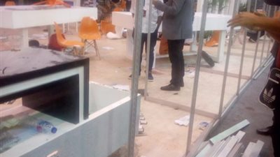 أمن القاهرة يسيطر على مشاجرة نشبت بين عاملين داخل معرض بمدينة نصر