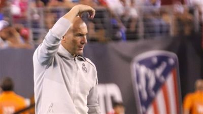 ريال مدريد يوجه تحذير شديد اللهجة لـ زيدان