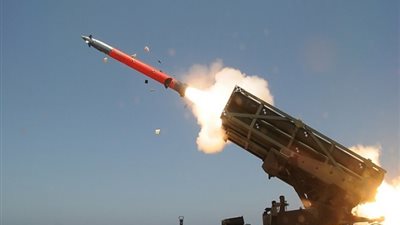 للمرة الثانية.. كوريا الشمالية تختبر قاذفا صاروخيا جديدا متعدد العيار 