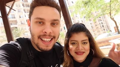 بلاغ للنائب العام ضد احمد حسن وزينب للمتاجرة بإبنتهما بأبشع الطرق 