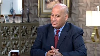 أستاذ طب نفسي: كثير من الشباب يبحث عن الأقل قيمة والأكثر تفاهة على الإنترنت