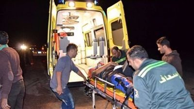 بالأسماء.. إصابة 5 أشخاص بحروق إثر تصادم سيارة بمقلاة زيت بالمنيا