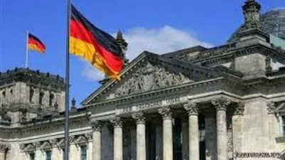 الدفاع الألمانية تنفق 155 مليون يورو على الاستشاريين في النصف الأول من العام