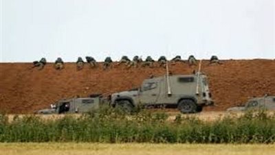 الجيش الإسرائيلي يعلن مقتل نشطاء أثناء عبورهم السياج في غزة