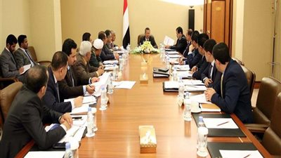 الحكومة اليمنية تتهم الانفصاليين الجنوبيين بتنفيذ انقلاب عدن