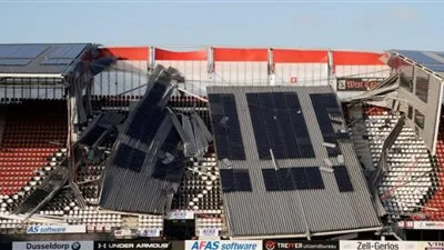 رياح عاتية تحطم ملعب ألكمار الهولندي