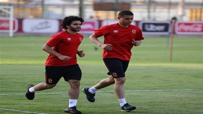 الأهلي يجهز محمد محمود وسعد سمير
