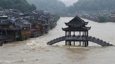  استعدادًا للإعصار 