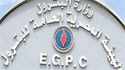 وزارة البترول:  تحويل 33 ألف سيارة العام الماضى للعمل بالغاز الطبيعي