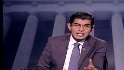 أيمن عطالله: 