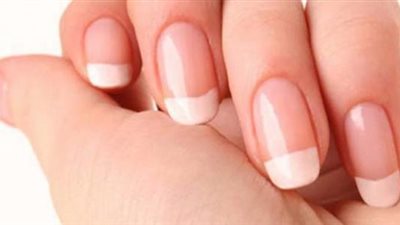 خلطة مذهلة لتقوية الأظافر.. جربيها (فيديو)