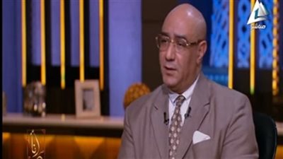 خبير اقتصادي يوجه نصائح للمواطنين بمناسبة موسم دخول المدارس