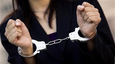 القبض على عاملة مساج بالغردقة بتهمة الجمع بين زوجين أحدهما رسمي والآخر عرفي 