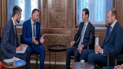 المرصد السوري: مقتل 3 أشخاص جراء الغارات الجوية علي إدلب