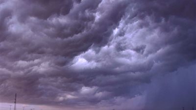 خبير أرصاد يتوقع هطول أمطار غزيرة على 7 مناطق بالمملكة