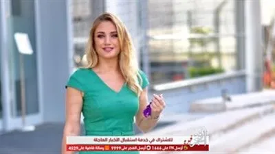 شاهد بالصور.. 10 إطلالات جذابة لمذيعة 