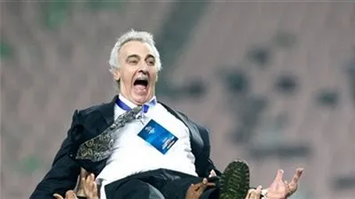 خورخي فوساتي مدرب الأهلي المنتظر.. خوف من جوارديولا ورحالة بالتخصص (سيرة ذاتية)