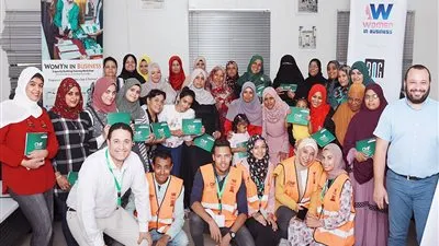 بمشاركة 25 فتاة.. مكتبة مصر العامة بالأقصر تستضيف دورة تدريبية في ريادة الأعمال (صور)