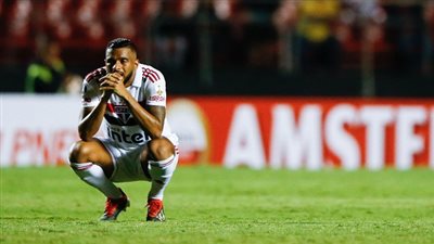 ساو باولو يماطل أهلي جدة