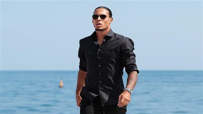 فان دايك يصل إلى موناكو قبل حفل الأفضل فى أوروبا