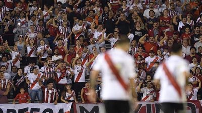 ريفير بليت يتأهل لنصف نهائي كأس ليبرتادوريس ويضرب موعدا ناريا مع بوكا جونيورز