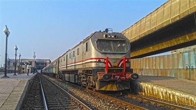 تعرف على معدلات تأخير القطارات اليوم بخطوط السكك الحديد