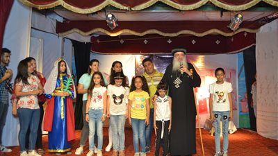 الأنبا بولا يشهد حفل ختام النشاط الصيفي بكنيسة الأنبا أنطونيوس بطنطا