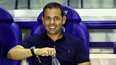 قبل مواجهته لريال مدريد.. مدرب فياريال يتوقع بطل الليجا