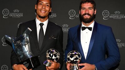 كلوب: فان دايك هو المدافع الأفضل بالعالم.. وهذا هو موعد عودة أليسون