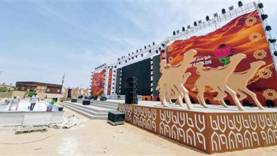 12 شاعرًا من عمالقة شعراء المحاورة بفعاليات مهرجان ولي العهد للهجن 