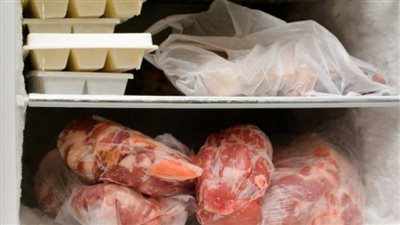 اليكي الطريقة الصحيحة لحفظ اللحوم في الثلاجة.. غسل اليدين أبرزها