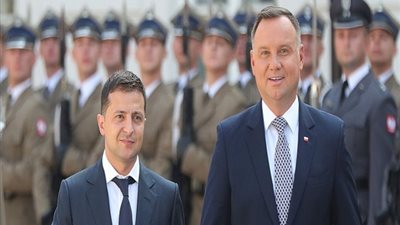 أوكرانيا وبولندا تريدان استمرار العقوبات على روسيا